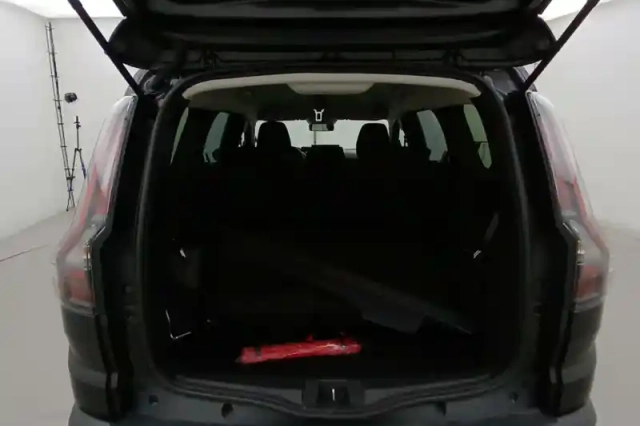 Dacia Jogger tce 110 7 pl — photo 15