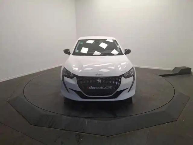 Peugeot 208 puretech 100 s&amp;s bvm6 — photo 7