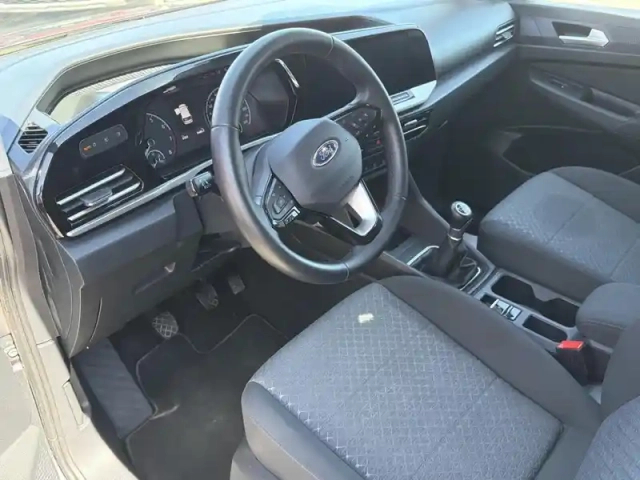 Ford Tourneo Connect 1.5 ecoboost 114 ch titanium tpmr — photo 10