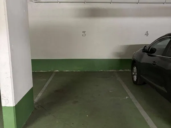 Parking 13 m²