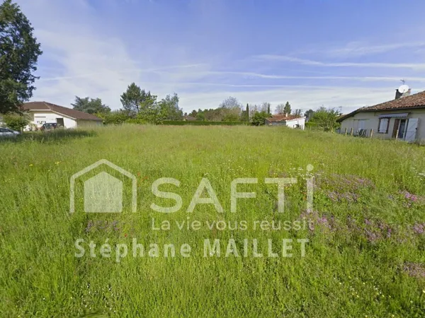 Proche de toutes commodités 763 m² viabilisé