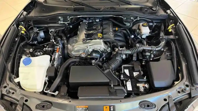 Mazda Mx-5 roadster 1.5l skyactiv-g 132 ch — photo 23