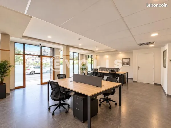 Bureaux 128 m²