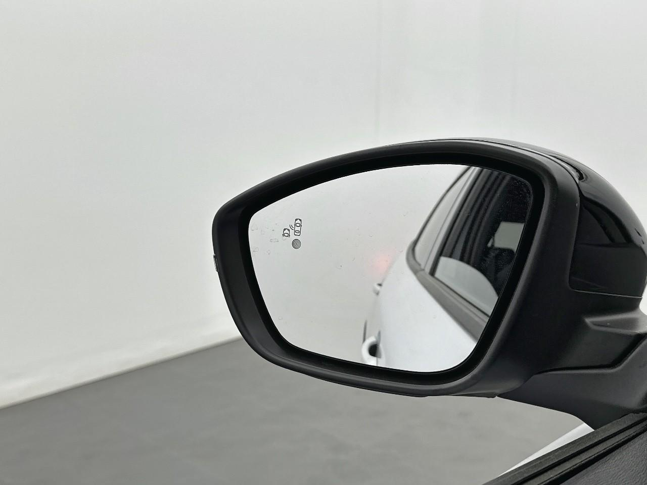 Peugeot 2008 100 s&s bvm6 allure — photo 34