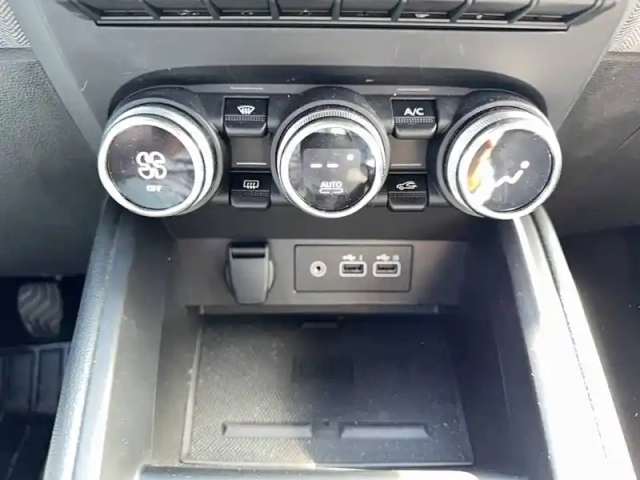 Renault Clio tce 90 ch gsr2 — photo 26
