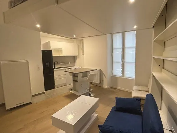 Studio 25 m² - Meublé - Locataire sérieux en place - Immeuble 2024 - Paris 19e (Rue Romainville) Pri