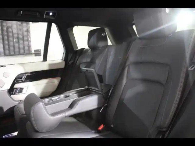 Land Rover Range Rover 2.0 p400e 404ch westminster swb mark x — photo 14