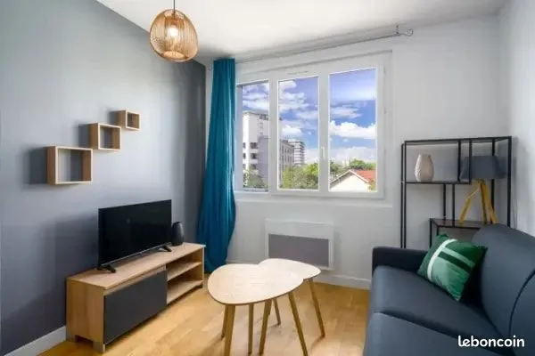 Studio 1 pièce 20 m²