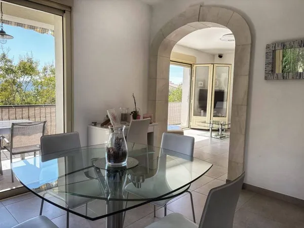 Maison 7 pièces 160 m²