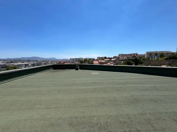 ENSEMBLE IMMOBILIER DE 410 M2 À AMÉNAGER AVEC ROOFTOP
