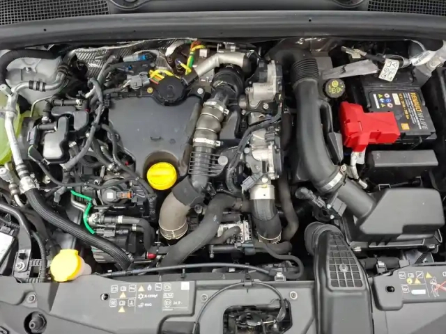 Renault Clio blue dci 100 — photo 13