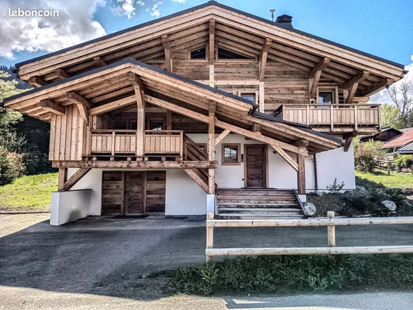 Chalet 8 pièces 200 m²