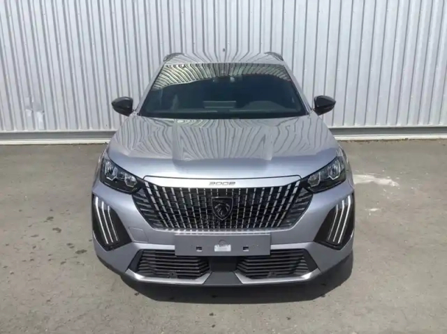 Peugeot 2008 nouveau 130 s&amp;s eat8 allure — photo 2