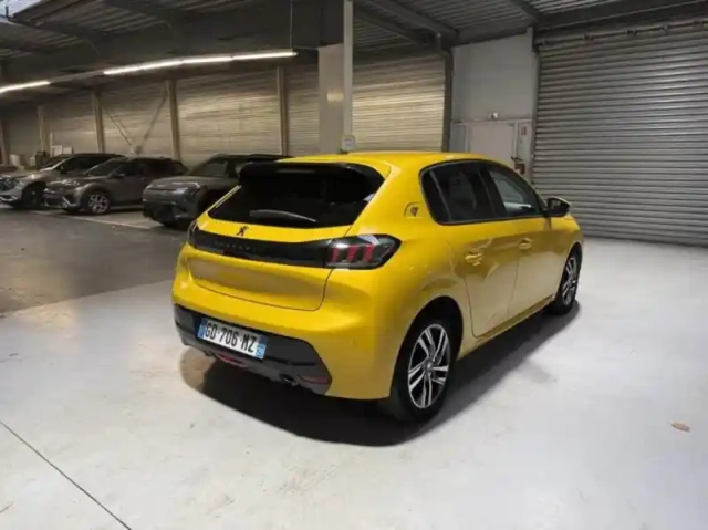 Peugeot 208 1.2 puretech 100ch s&amp;s roadtrip eat8 — photo 5
