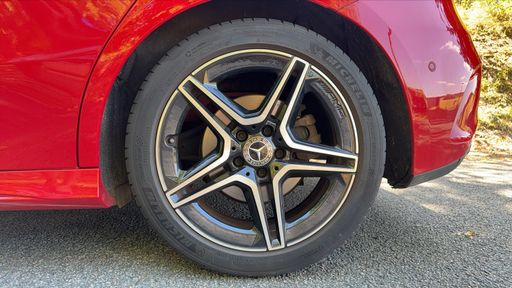 Mercedes Classe A 200 163 7G-DCT - Amg Line Edition – 2018 – 102883 km – Essence – Boîte Automatique — photo 10