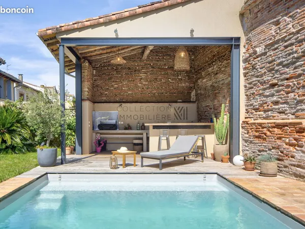 Maison de ville 9 pièces 242 m²
