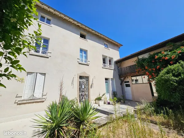 Appartement 4 pièces 111 m²