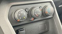 Peugeot 208 1.2 PureTech 75ch S&S Like 2022 — photo 15