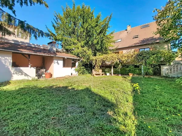 PORT À L'ANGLAIS - Maison 6/7 pièces 179m² avec sous-sol total