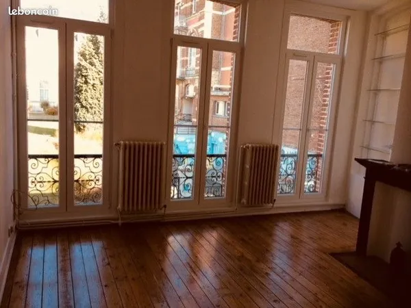 Location T 2 CAMBRAI CENTRE