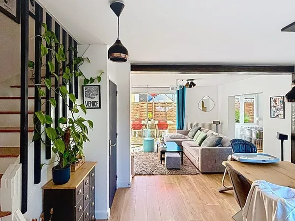 MAISON 4 CHS +BUREAU GARAGE QUARTIER CESSON