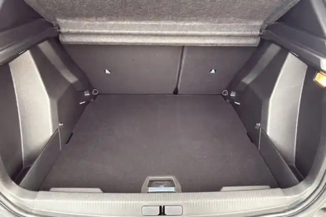 Peugeot 2008 hybrid 145 e-dcs6 — photo 84