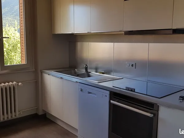 A LOUER SUR DOUSSARD T4 dans 73 m²