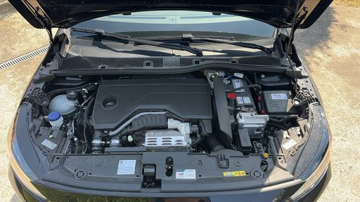 Peugeot 208 1.2 Hybrid 136 e-DSC6 - GT – 2025 – 2859 km – Hybride essence – Boîte Automatique — photo 21