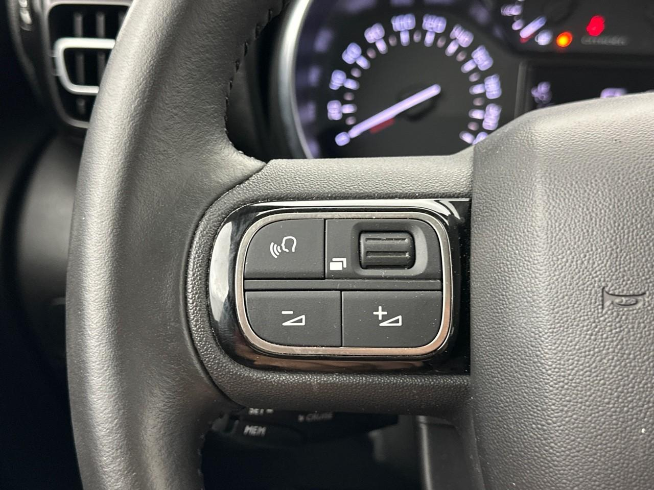 Citroën C3 Aircross puretech 130 s&s eat6 shine pack — photo 20