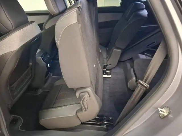 Peugeot 5008 electrique 210 ch 73 kwh — photo 19