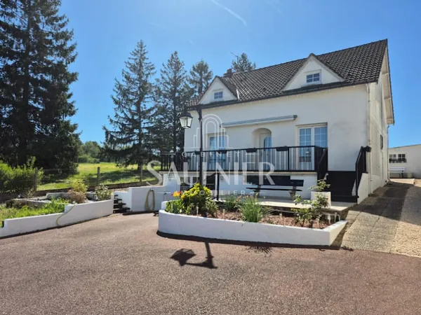 Maison 8 pièces 126 m²