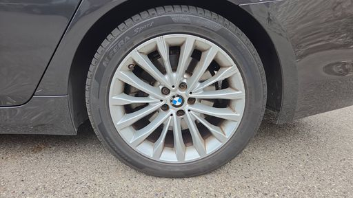 BMW Serie 5 518d 150 Steptronic 8 - Luxury – 2020 – 178967 km – Diesel – Boîte Automatique — photo 4