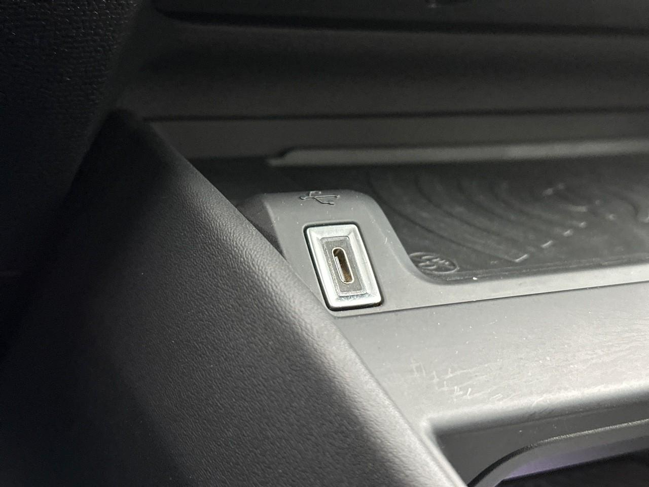 Citroën C4 bluehdi 130 s&s eat8 shine pack — photo 29