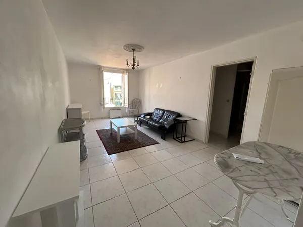 Location T3 meublé en centre ville avec ascenseur - Bail étudiant