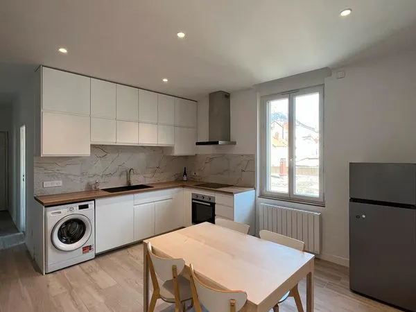 Superbe T4 rénové et meublé (75m2)