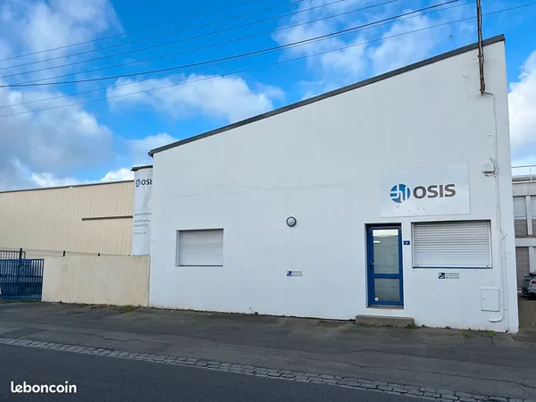 Bureaux 255 m² LORIENT