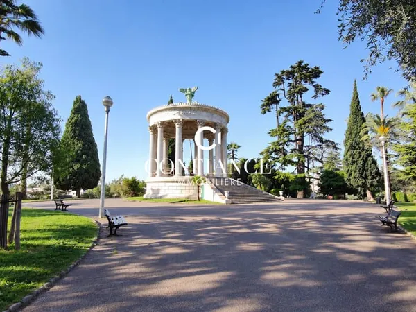 06000 NICE CHAMBRUN VILLA BELLE EPOQUE 268 M2 JARDIN PISCINABLE