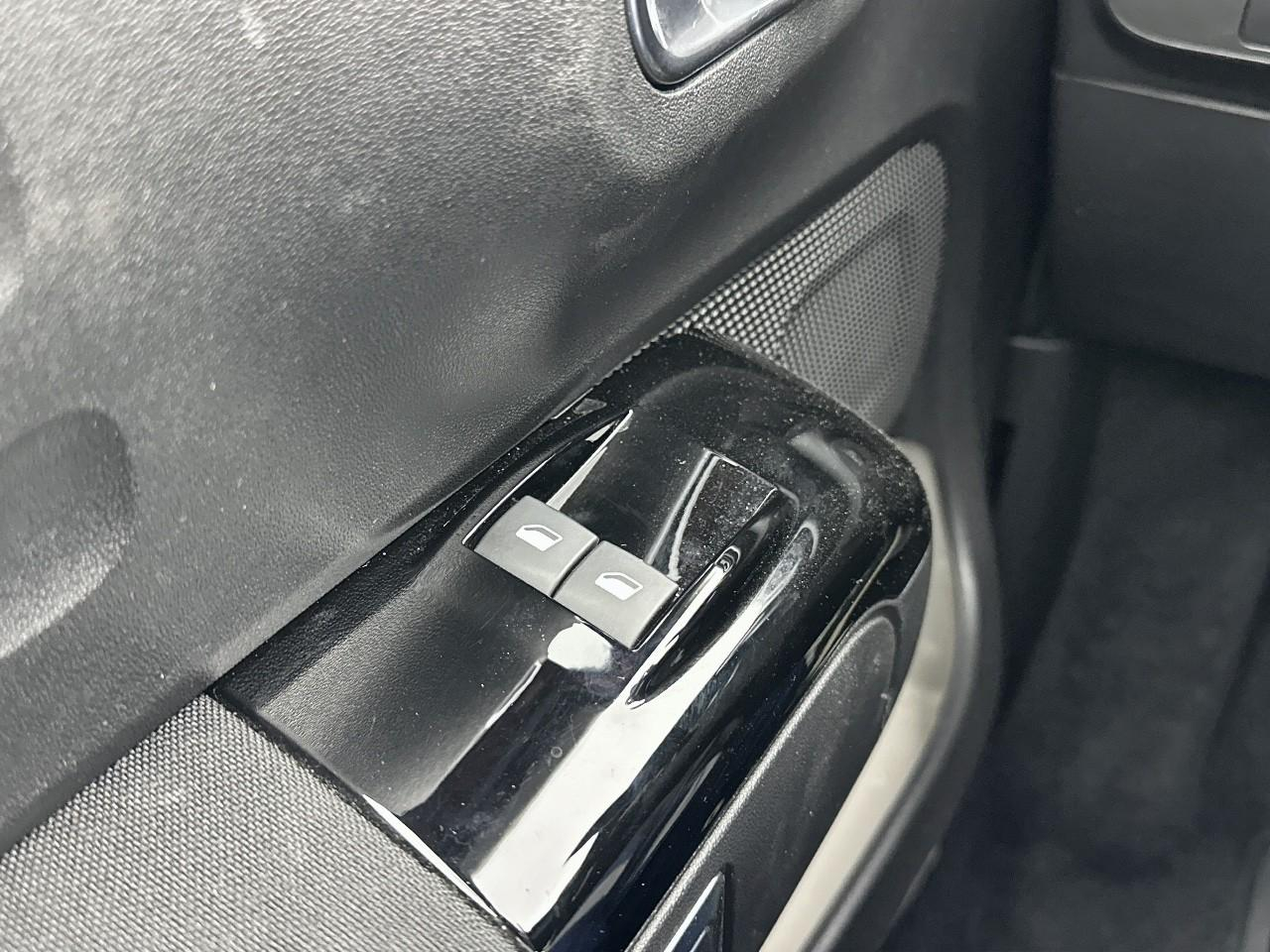 Citroën C3 puretech 110 s&s eat6 shine — photo 18
