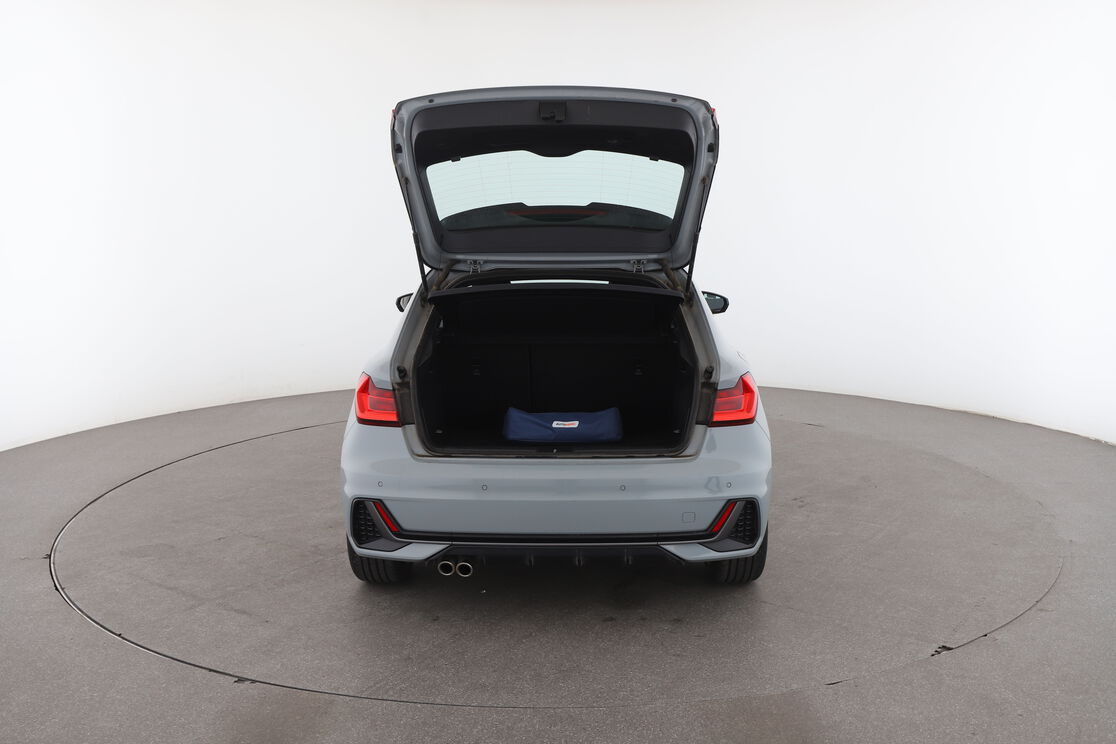 Audi A1 Sportback 40 TFSI S Line S Tronic 7 — photo 15