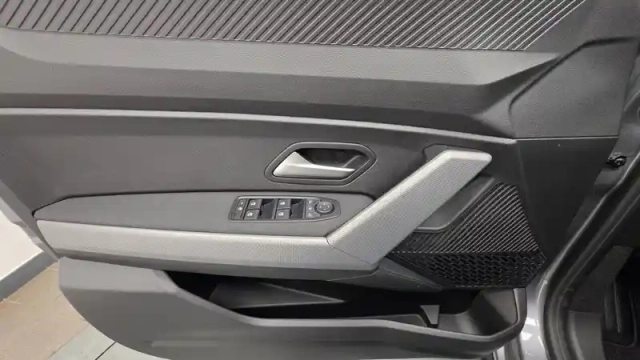 Dacia Duster eco-g 120 — photo 32
