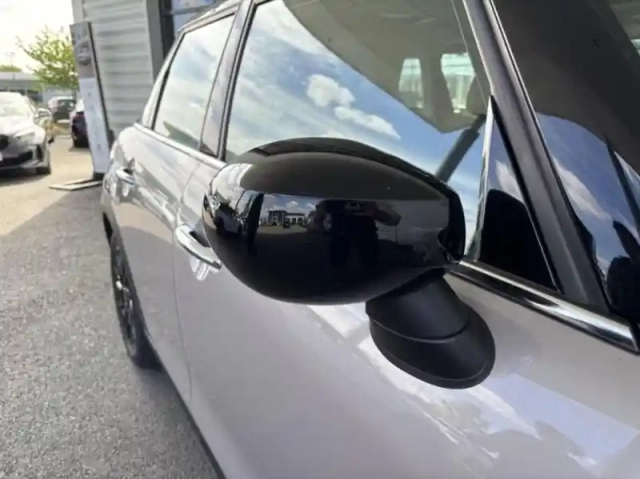Mini Mini 5 portes cooper 136ch edition camden bva7 — photo 7