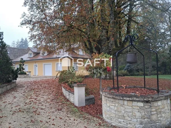 Superbe villa de 158m² sur une parcelle de 2775m²