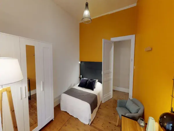 Loue chambre en colocation dans appartement