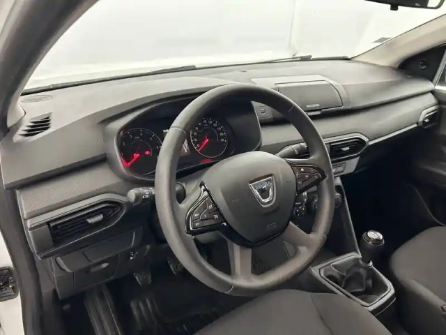 Dacia Sandero sce 65 — photo 19