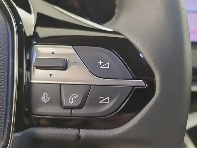 Peugeot 308 sw puretech 130ch s&amp;s eat8 — photo 27