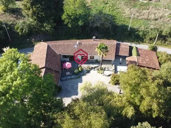 Maison de charme 2 chambres avec piscine