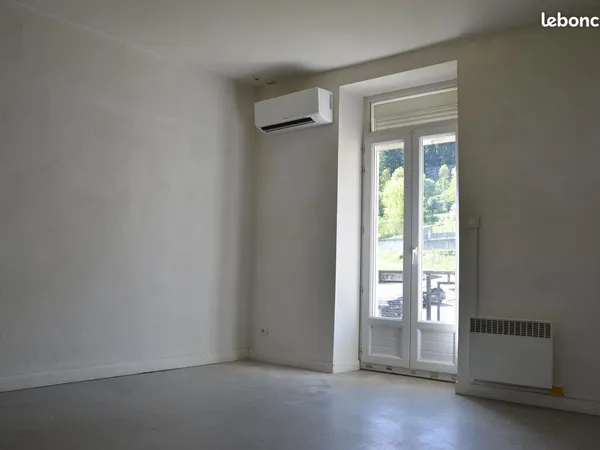 Ensemble de 3 appartements