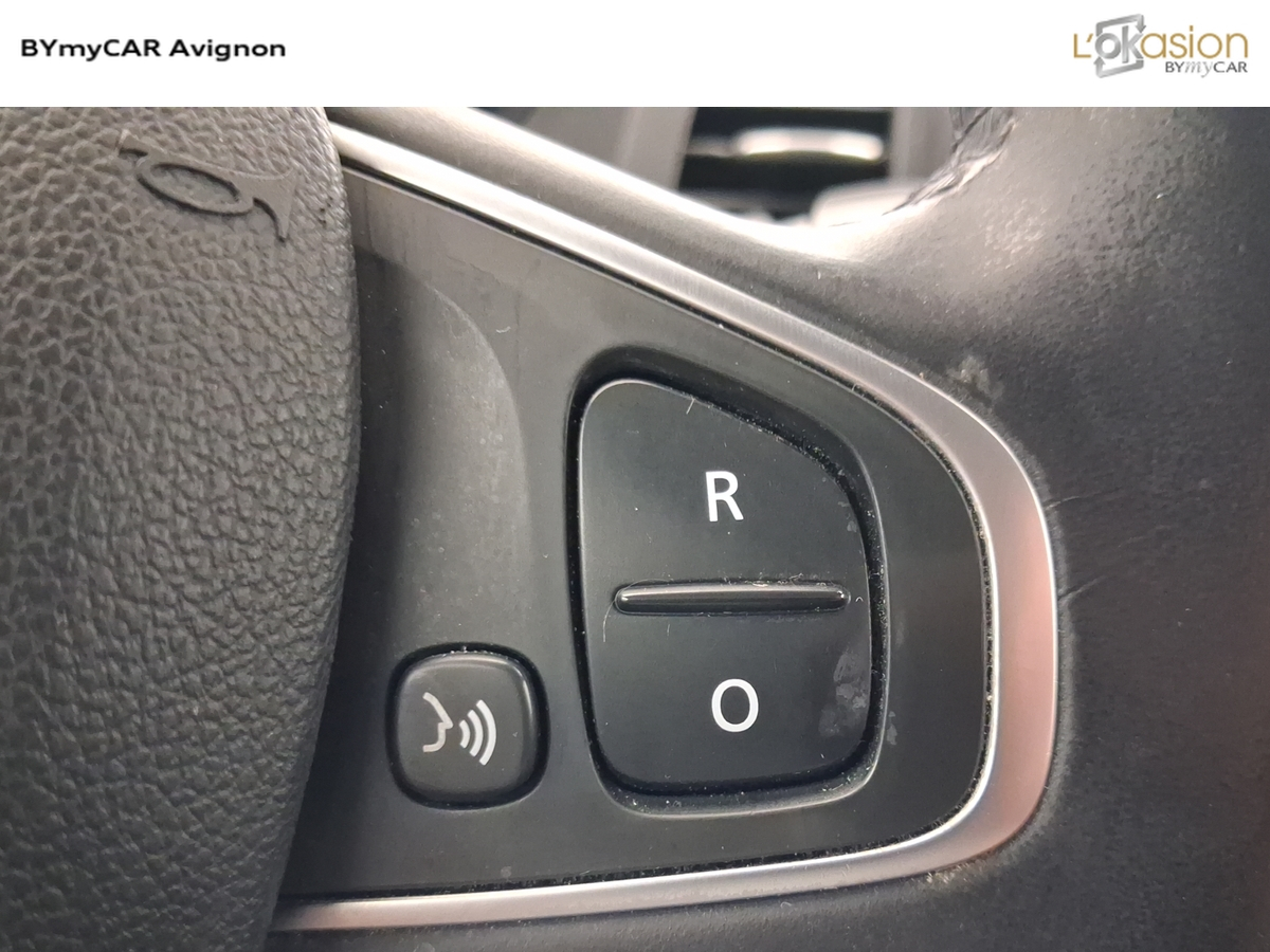 Renault Captur dCi 90 Energy eco² — photo 29