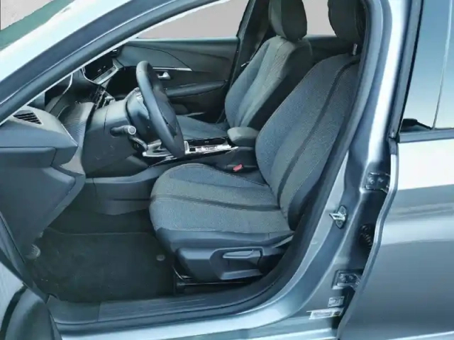 Peugeot 208 electrique 50 kwh 136ch — photo 31
