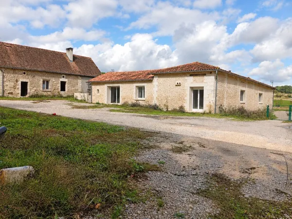 A SAISIR: Ensemble immobilier aux mille possibilités